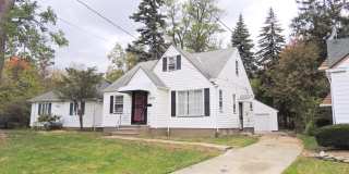 3 Bed - 1.5 Bath Cape Cod for Rent! Gallery 1
