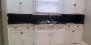 Large 3 bedroom House! Gallery 8