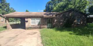 1955 Marshall Place Gallery 1
