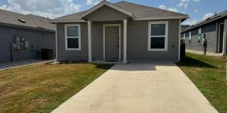 Welcome home to 12931 Kathleen St! Gallery 1