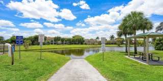 1369 Riverside Circle Gallery 31