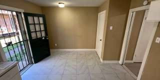 3216 S Mendenhall Rd Gallery 2