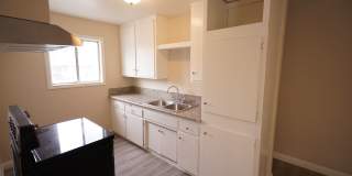 PROSPERO GARDENS **CONDO STYLE UNITS IN DOWNTOWN COVINA** Gallery 6