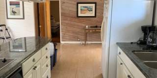 Great Kahana Home- 50 yards to the beach! Gallery 1