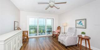 Charming 2BR Condo in Saint Petersburg Gallery 3