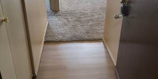 1 Bedroom Condo close to Washington Square with seasonal outdoor pool and move in special! Gallery 5