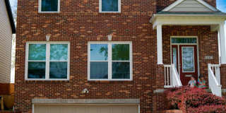 1107 Yale Avenue Gallery 1