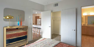 Showboat Park Apartments Gallery 17