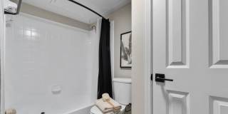 The Jaxon Gallery 32