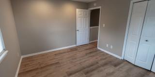 3 Bedroom Southside Duplex Gallery 24