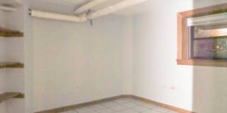 1352 West Foster Gallery 6