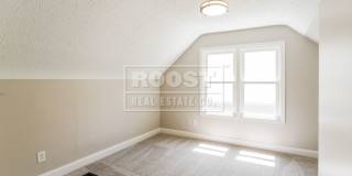 Great Three Bedroom and One Bath Single Family Home Gallery 10