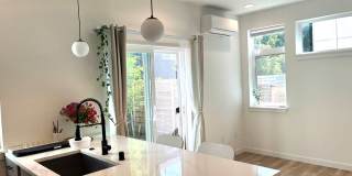 Like New West Seattle Townhome Gallery 5