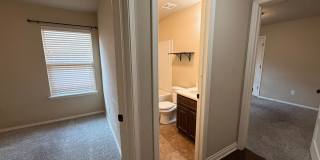 Beautiful and Cozy 3bed/2bath with an Office Available in North Norman! Gallery 33