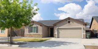Lovely 3 bedroom home for rent in Hanford CA Gallery 1