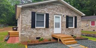 3 BR - Looks New!!!! Gallery 1