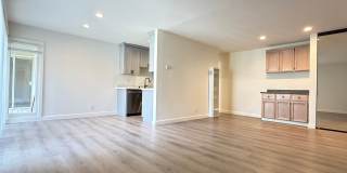 2BD/2BA - Mountain View Condo with Pool, Spa  Clubhouse - Pets Welcome! Gallery 1