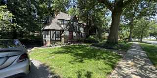 554 Greenvale Drive 554 Greenvale Drive Gallery 3