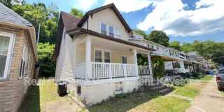 303 Lexington Court Gallery 21