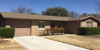 3bed/2bath/1 car garage: Available August!! Gallery 4