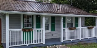 331 Ridge Street Gallery 1