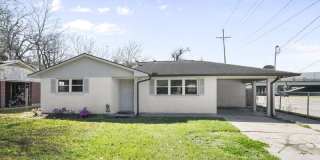 8120 North Essen Heights Court Gallery 1