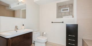 2322 W AUGUSTA Boulevard Gallery 10