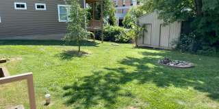 Spacious 3 bed/2 bath - walk to campus! Gallery 10