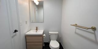 Whitney Court Gallery 94