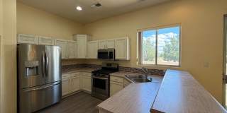 Contemporary 3 Bedroom 2 Bathroom Home Located In NW Albuquerque! Gallery 11