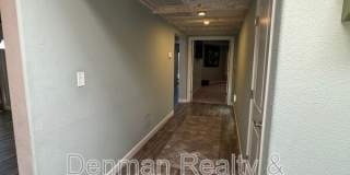8100 E. Camelback Rd. Gallery 6