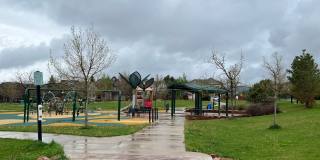 BEAUTIFUL 3 Bed 3.5 Bath Townhome in Dakota Ridge Village in North Boulder Gallery 18