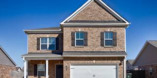 Spacious 4-Bedroom Home with Large Living & Dining Areas Gallery 1