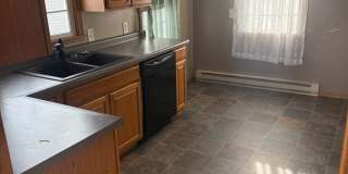 2 bed 1 bath house Gallery 1