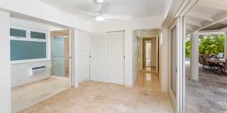 5 BR Executive Home with Pool in prestigious Kahala! Pet Friendly! Gallery 13