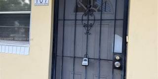 2790 NE 201st Ter Gallery 1