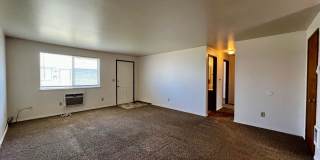 Duplex off of 48th Ave! Gallery 4