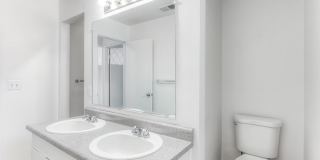 The Cottages Gallery 18