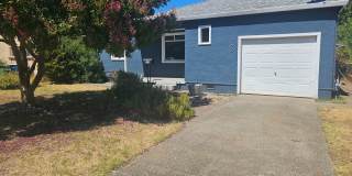 Classic Garden Tract 2 Bedroom House with Hardwood Floors Available Now! Classic Garden Tract 2 Bedroom House with Hardwood Floors Available Now! Gallery 1