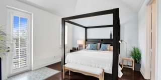 381 E Cannery Row Circle Gallery 17