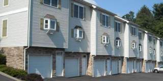 2 Bedroom Townhouse in Med Center area - Available 06/02/2027 Gallery 1