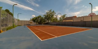 Oak Tree Park Apartments Gallery 28