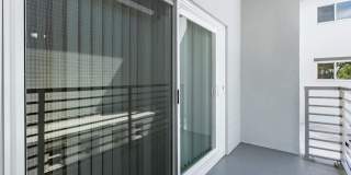 2500 Boca on Federal Gallery 75