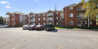 Lakeside Village Gallery 26