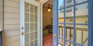 711 W 21st Unit 205 Gallery 21