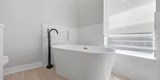 8912 SHINDLER CROSSING Drive Gallery 25