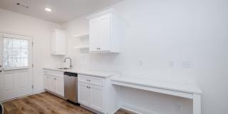 402 Manly Way Gallery 18