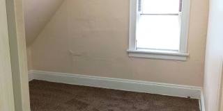 1609 W Meinecke Ave, Milwaukee, WI 53206 Single family home has 4 bedrooms! Gallery 24