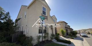 Beautiful 4 bedroom 3 bathroom home is located in Rocklin! Gallery 5