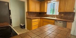 SIZEABLE 3 BED 2 BATH HOME IN THE STARLIGHT SUBDIVISION Gallery 5